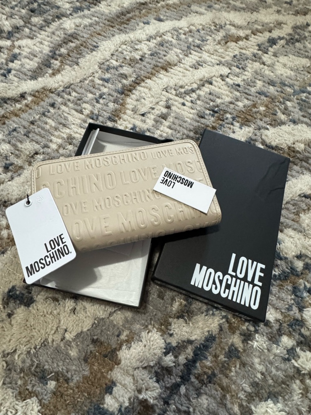 Love Moschino Beige Embossed Zip-Around Wallet - Picture 2 of 6